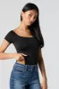 Maillot profilé à manches courtes et épaules dégagées sold by Urban Planet