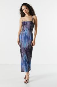 Robe maxi avec fente arrière et motif abstrait sold by Urban Planet