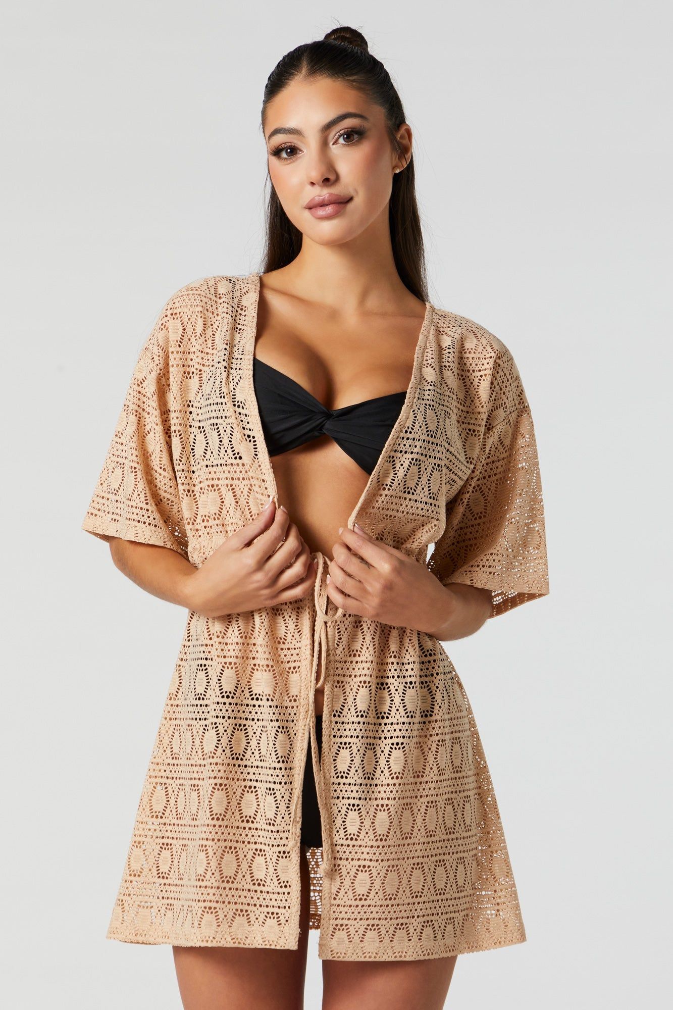 Kimono crocheté sold by Urban Planet