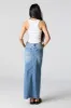 Jupe maxi en denim délavé moyen avec fente sold by Urban Planet
