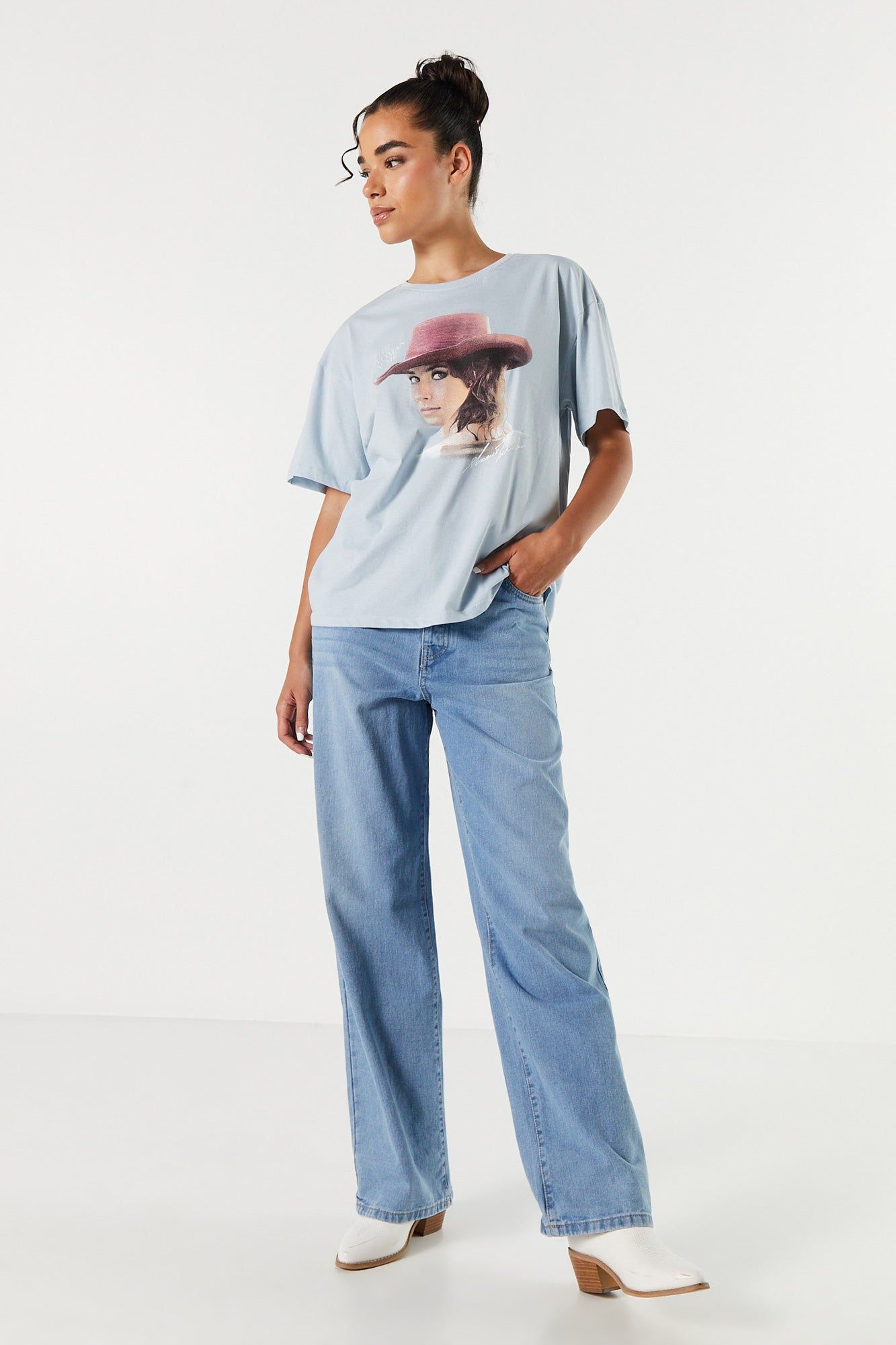 Shania Twain Graphic Boyfriend T-Shirt sold by Urban Planet product image thumbnail 3