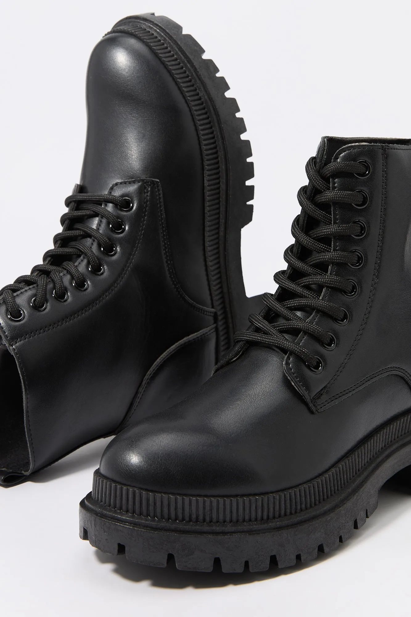 Bottes lacées en similicuir sold by Urban Planet product image thumbnail 4