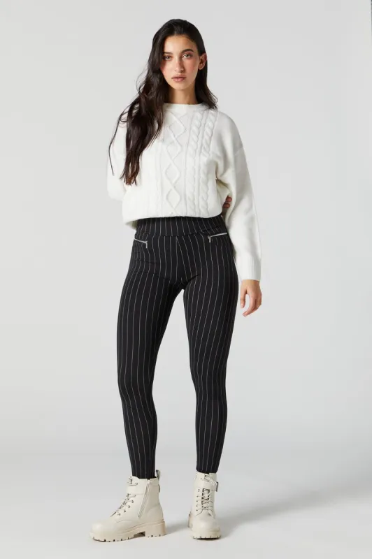 Legging à fines rayures avec poches à fermeture à glissière sold by Urban Planet