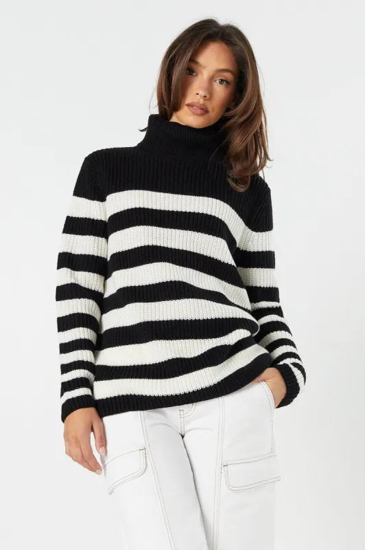 Col roulé en tricot rayé sold by Urban Planet