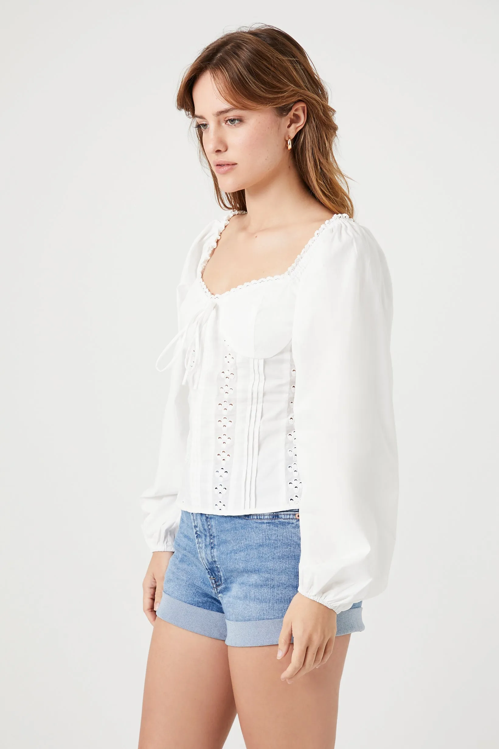 Haut à manches bouffantes avec oeillets et décolleté en coeur sold by Urban Planet product image thumbnail 2
