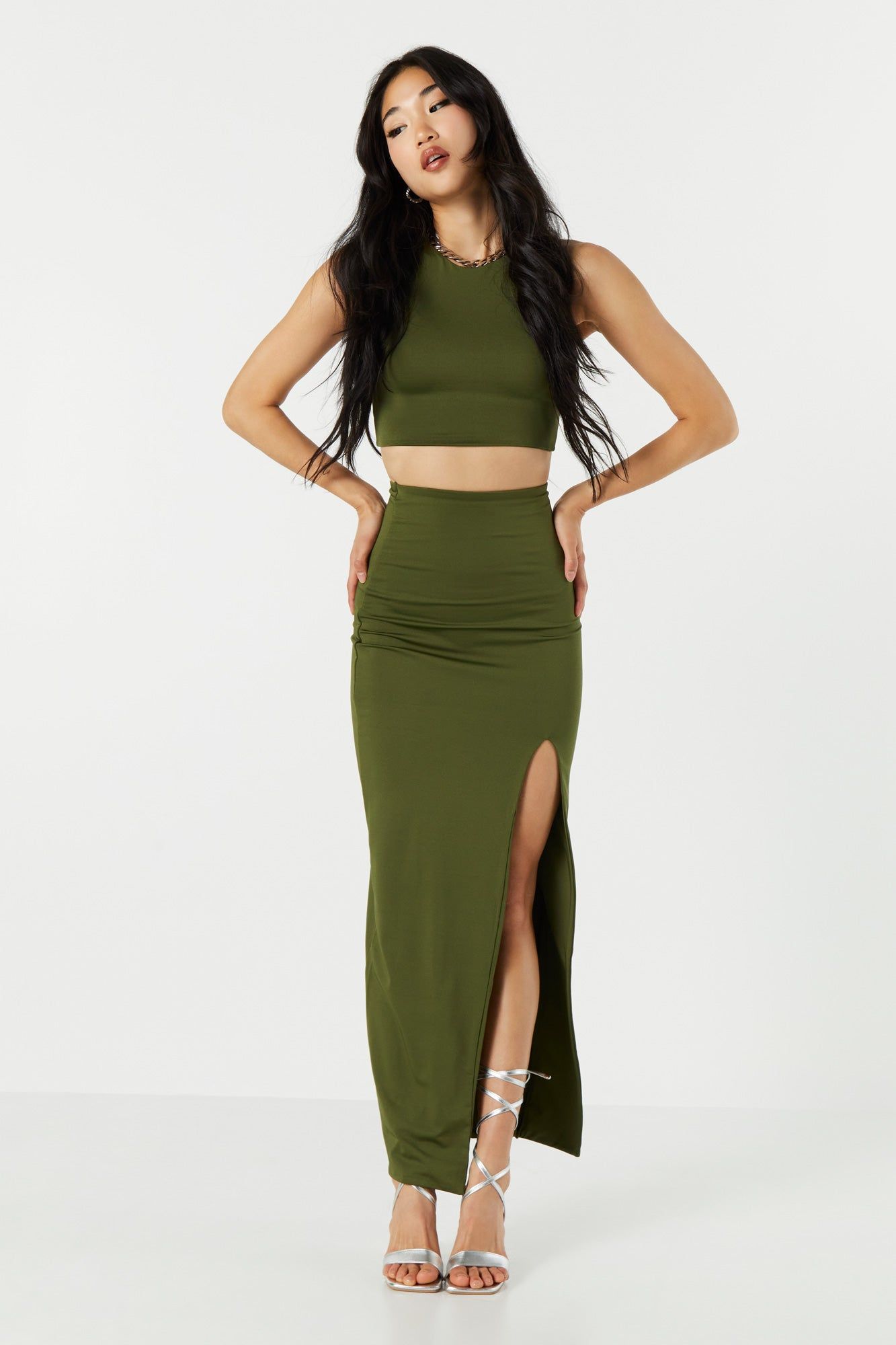 Jupe maxi profilée avec fente sold by Urban Planet