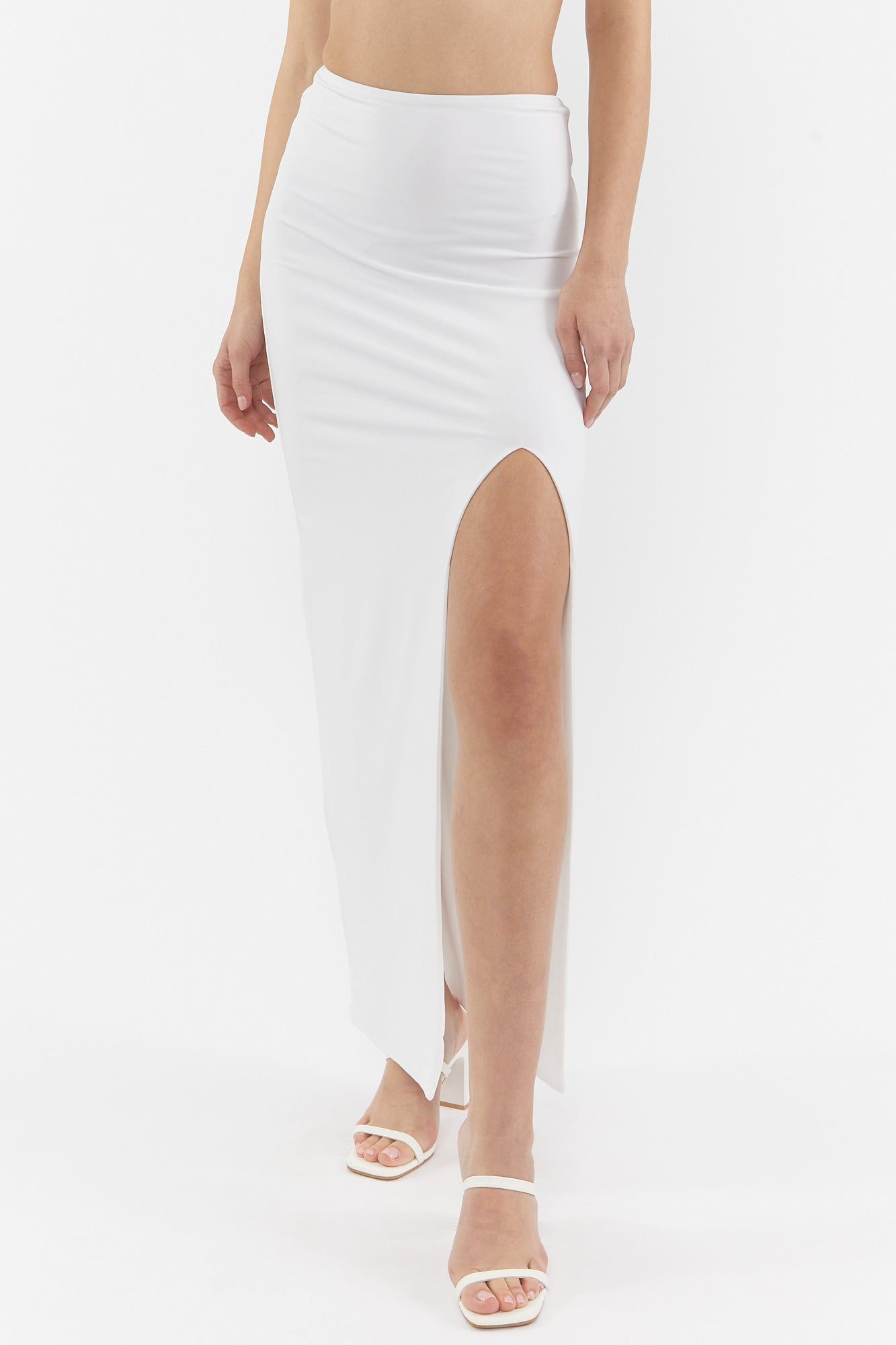 Jupe maxi moulante avec fente sold by Urban Planet product image thumbnail 2