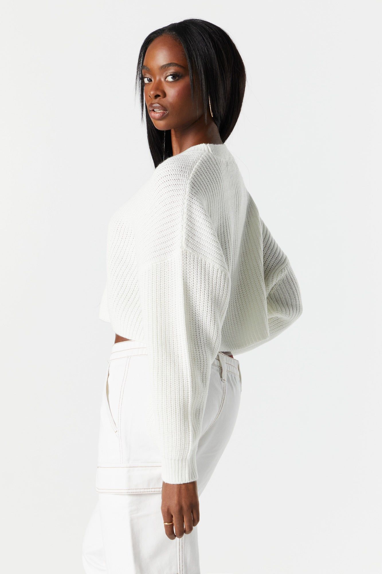 Chandail carré court crocheté sold by Urban Planet product image thumbnail 5