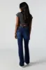 Jean à jambe évasée délavé foncé à taille haute sold by Urban Planet