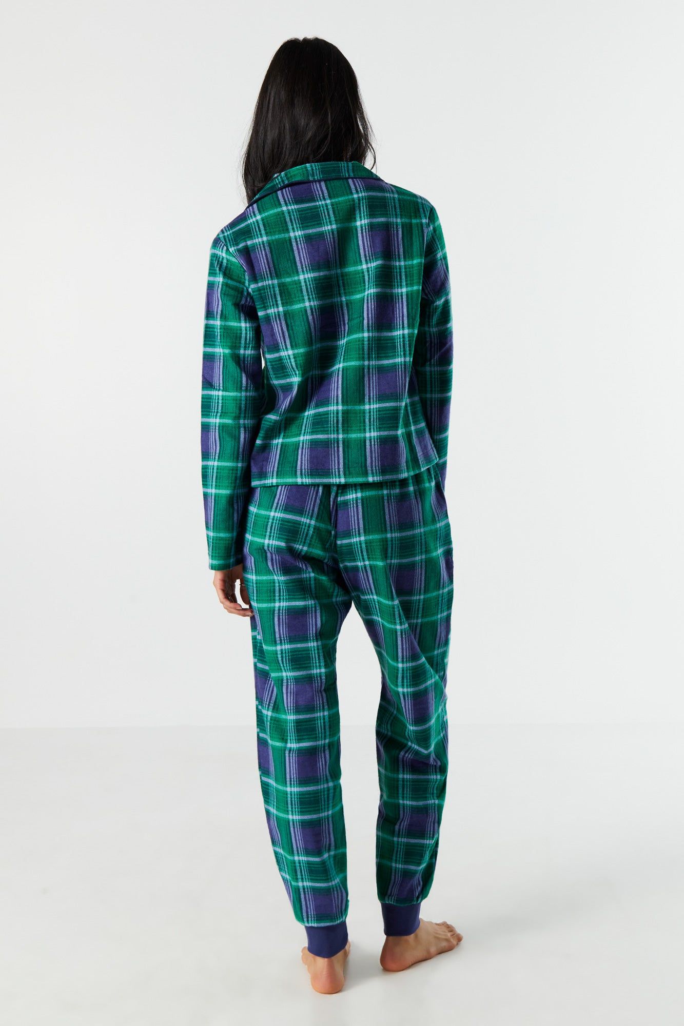 Jogger de pyjama en flanelle à carreaux avec imprimé sold by Urban Planet product image thumbnail 3