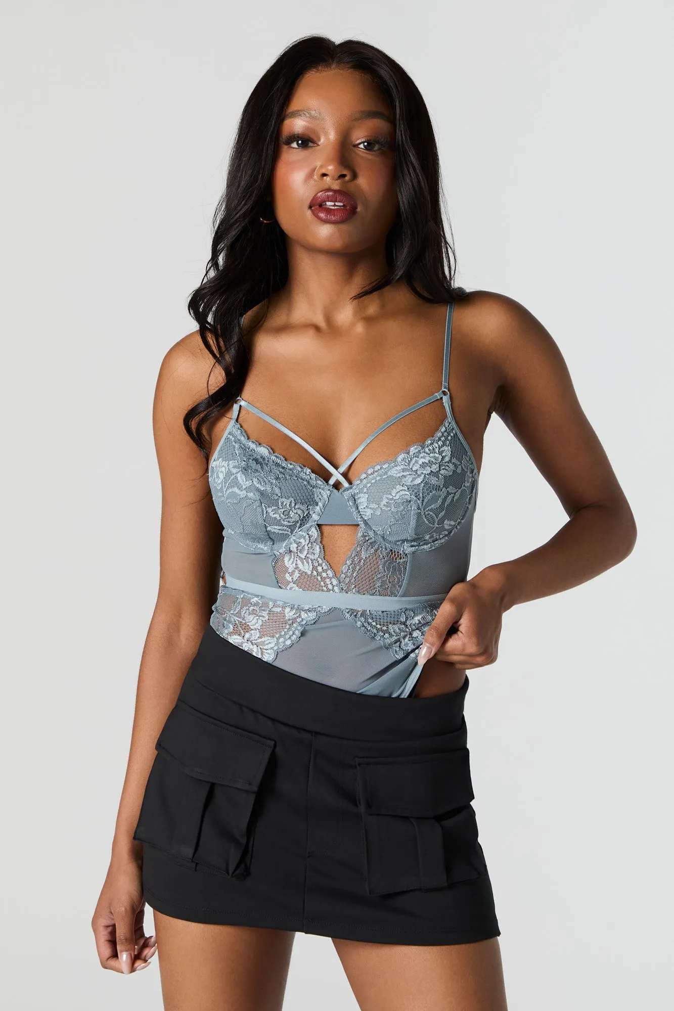 Maillot-bustier en dentelle et filet sold by Urban Planet product image thumbnail 2