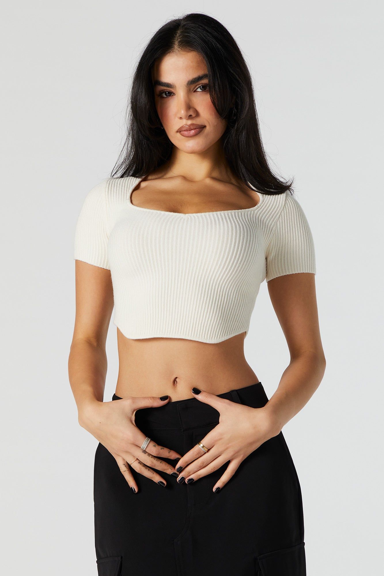 Haut côtelé court en tricot à manches courtes sold by Urban Planet product image thumbnail 4