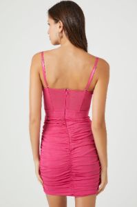 Minirobe-corset en filet sold by Urban Planet