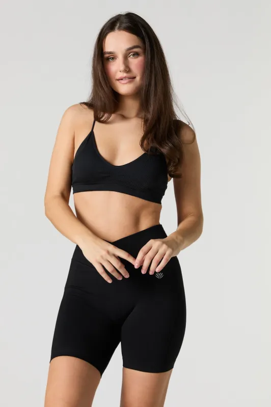 Short Active à taille en V sold by Urban Planet
