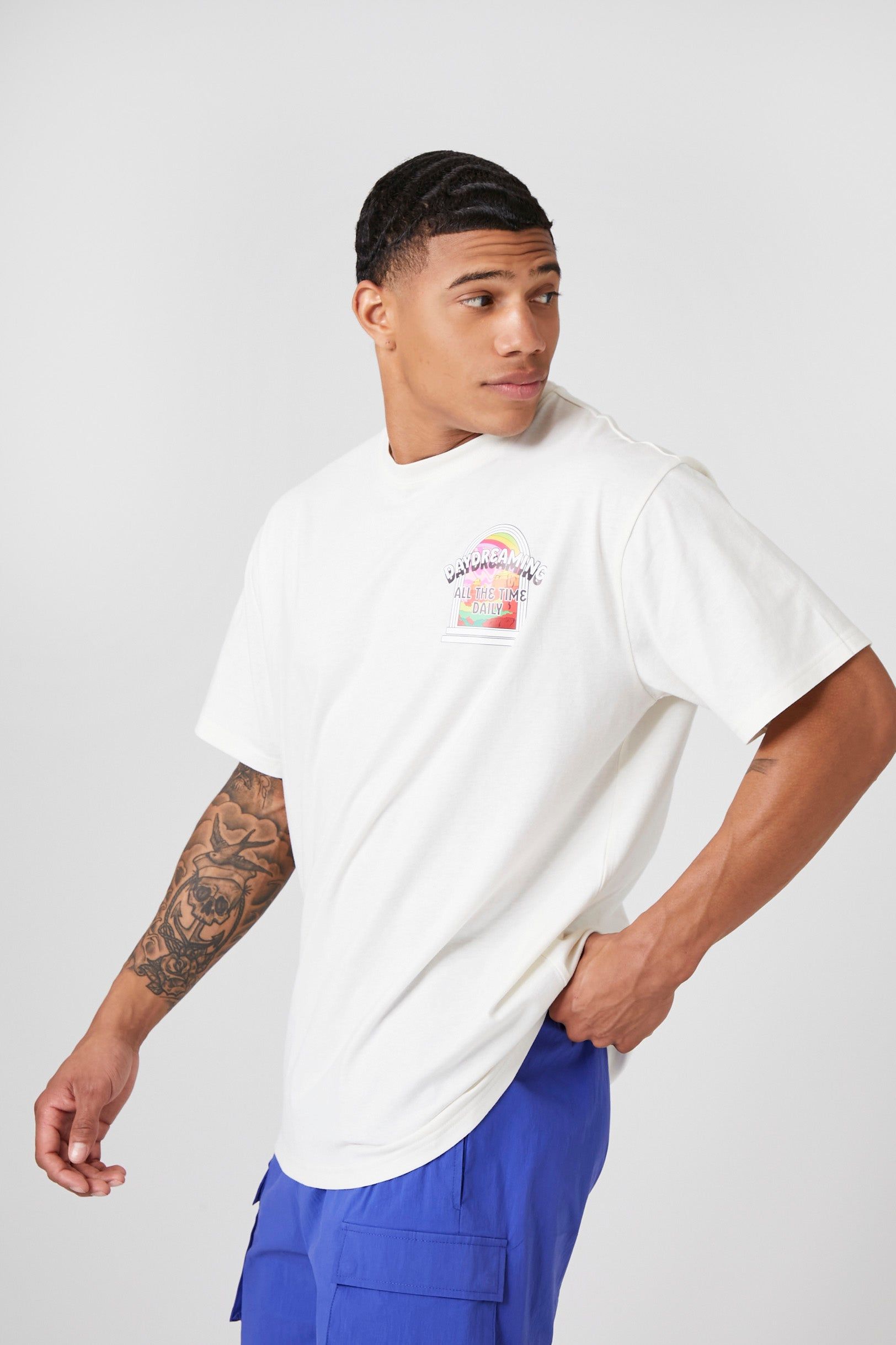 T-shirt à imprimé Daydreaming sold by Urban Planet product image thumbnail 3