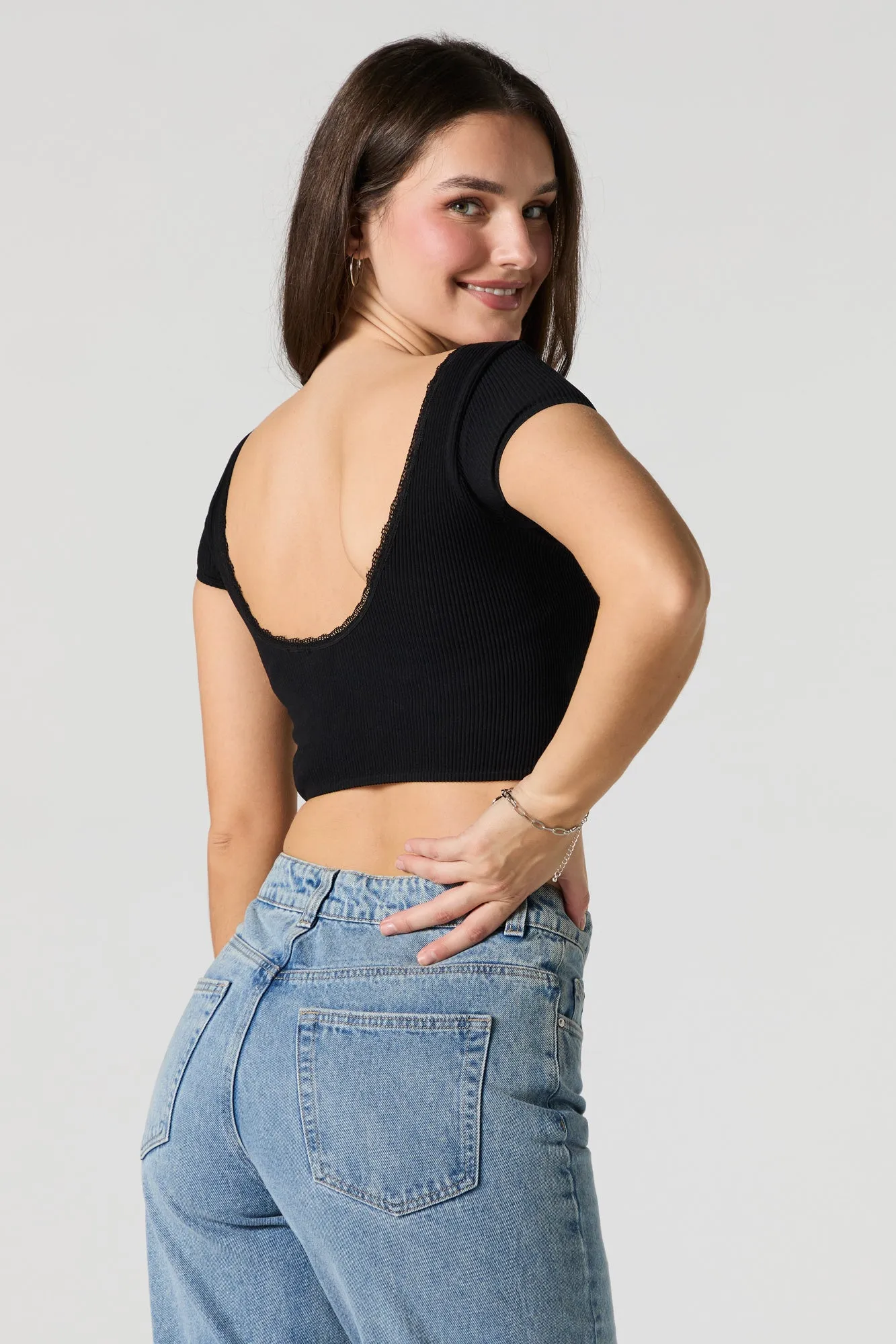 Seamless Scoop Back Cropped T-Shirt sold by Urban Planet product image thumbnail 5