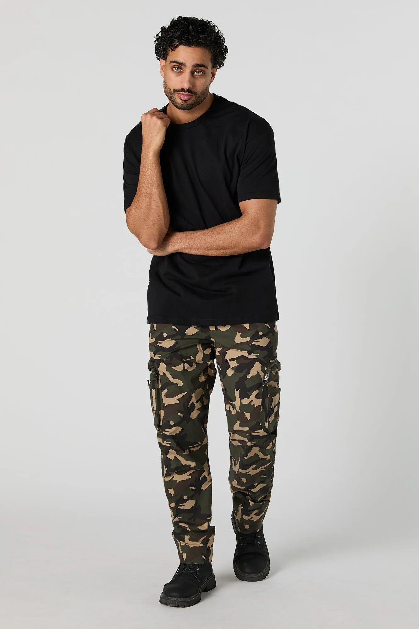 Pantalon cargo avec poches à fermeture à glissière sold by Urban Planet product image thumbnail 2