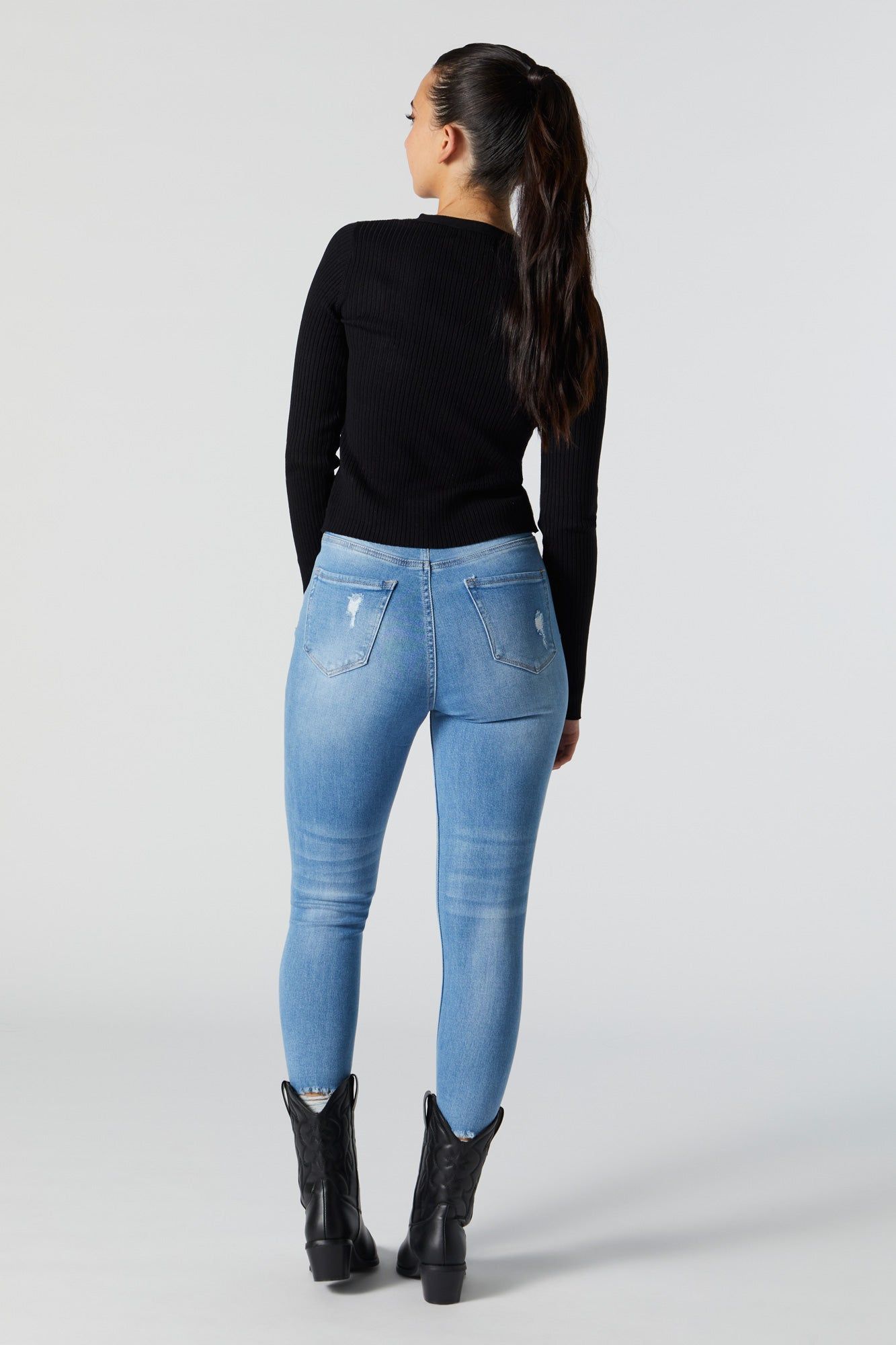 Jean ajusté vintage d'aspect usé délavé moyen sold by Urban Planet product image thumbnail 3