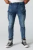 Jean cargo ajusté d'aspect usé sold by Urban Planet