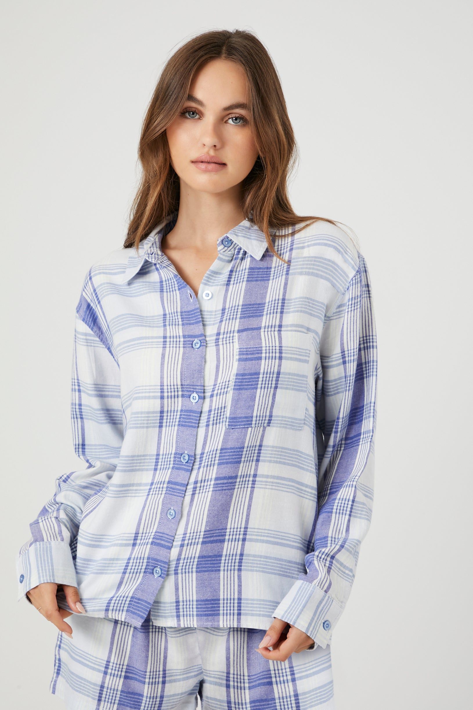Haut de pyjama en flanelle à carreaux sold by Urban Planet