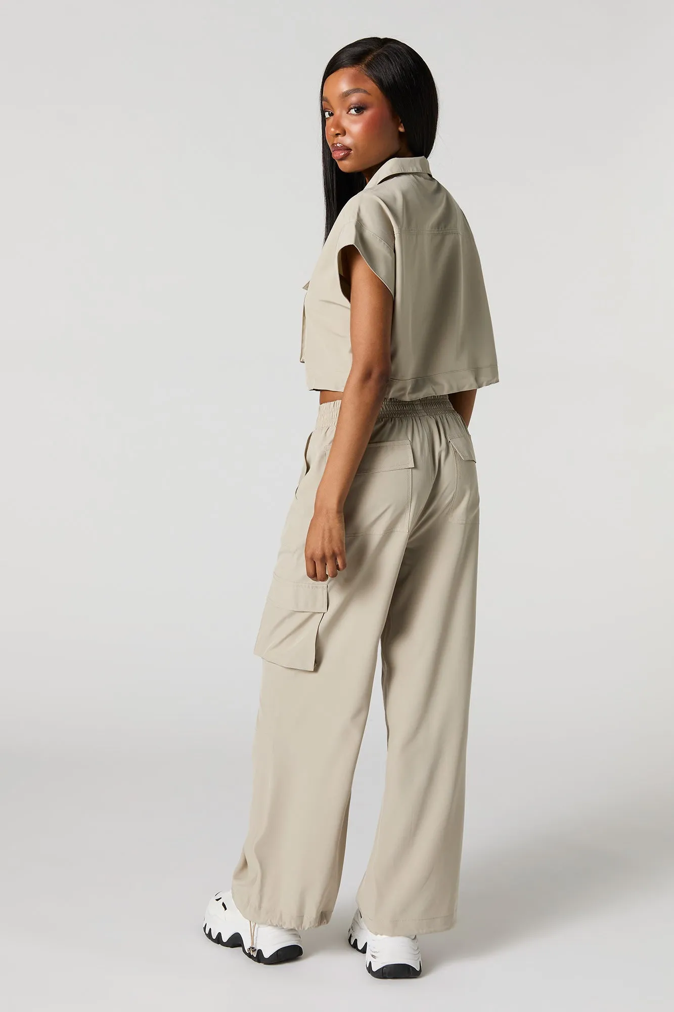 Pantalon cargo à jambe droite avec ourlet à barillet sold by Urban Planet product image thumbnail 3