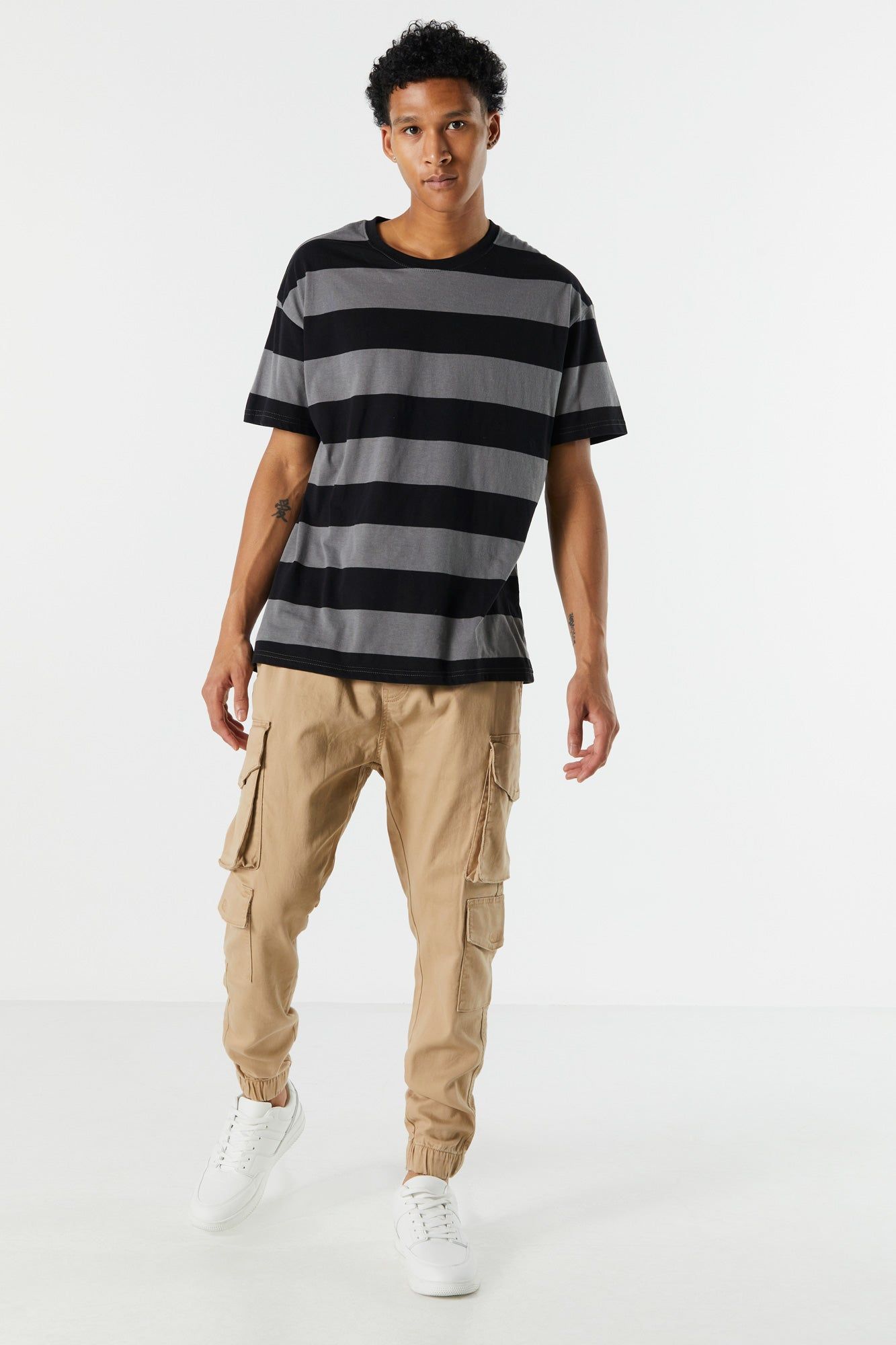 Pantalon de jogging cargo avec poches multiples sold by Urban Planet product image thumbnail 12