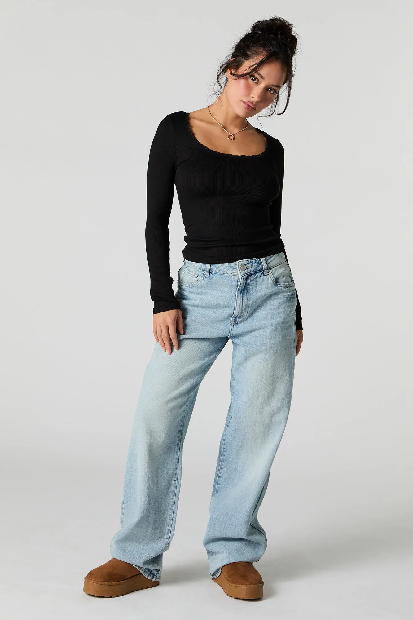 Haut côtelé à manches longues avec encolure dégagée et liséré de dentelle sold by Urban Planet product image thumbnail 3