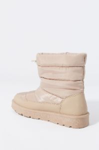 Bottes bouffantes en nylon sold by Urban Planet