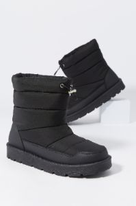Bottes bouffantes en nylon sold by Urban Planet