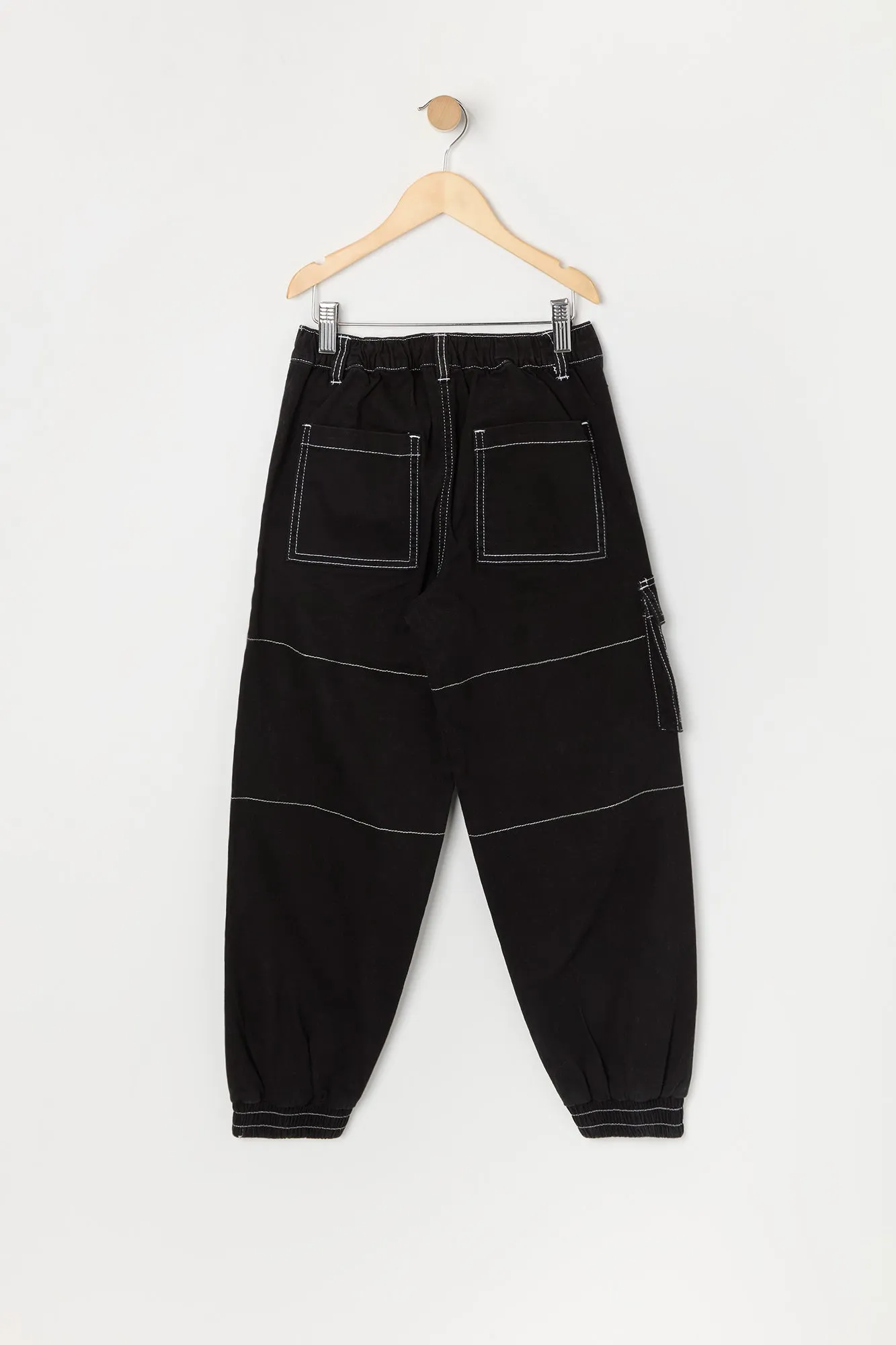 Jogger cargo à surpiqûres contrastantes avec fermeture à glissière pour fille sold by Urban Planet product image thumbnail 4