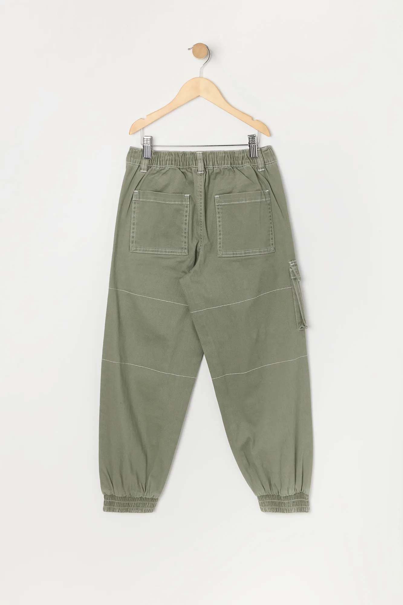 Jogger cargo à surpiqûres contrastantes avec fermeture à glissière pour fille sold by Urban Planet product image thumbnail 2