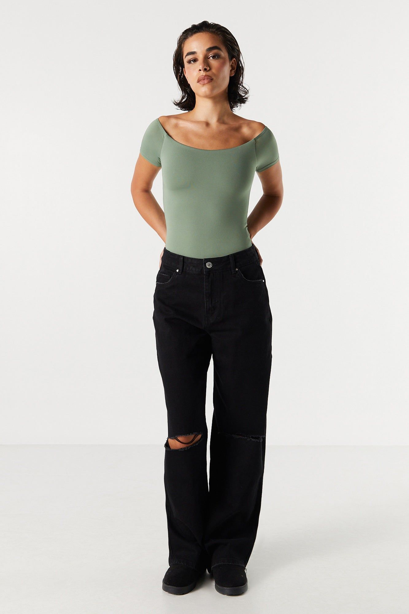 Combiné contour à épaules dénudées sold by Urban Planet product image thumbnail 5