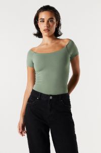 Combiné contour à épaules dénudées sold by Urban Planet