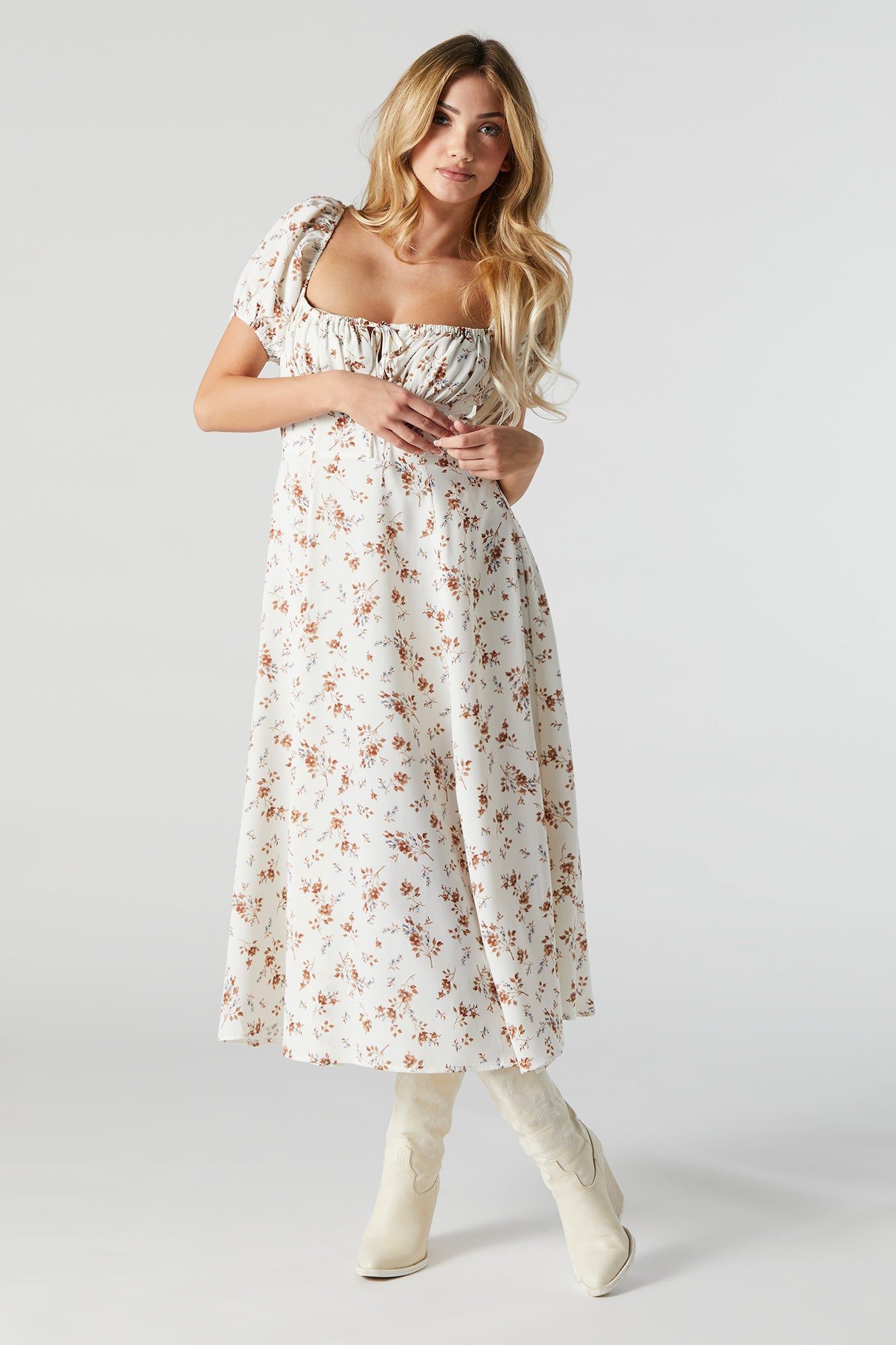 Robe midi de style laitière fleurie sold by Urban Planet product image thumbnail 4