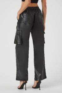 Pantalon cargo en similicuir sold by Urban Planet