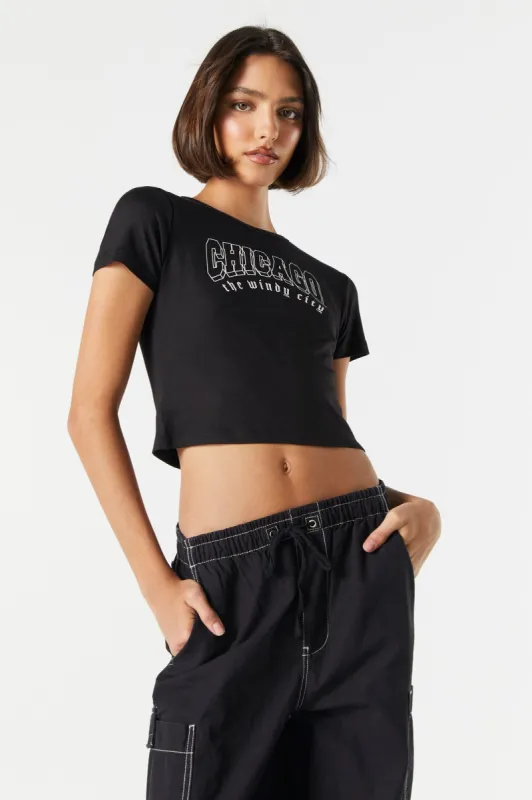 T-shirt ultracourt à imprimé Chicago sold by Urban Planet