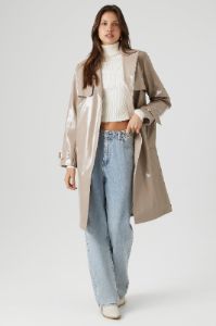 Trench en similicuir avec ceinture sold by Urban Planet