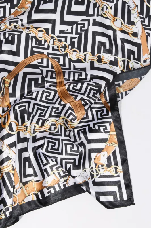 Écharpe multifaçons en satin avec motif de chaîne sold by Urban Planet