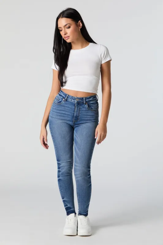 Jean Miami ajusté délavé foncé à taille haute sold by Urban Planet