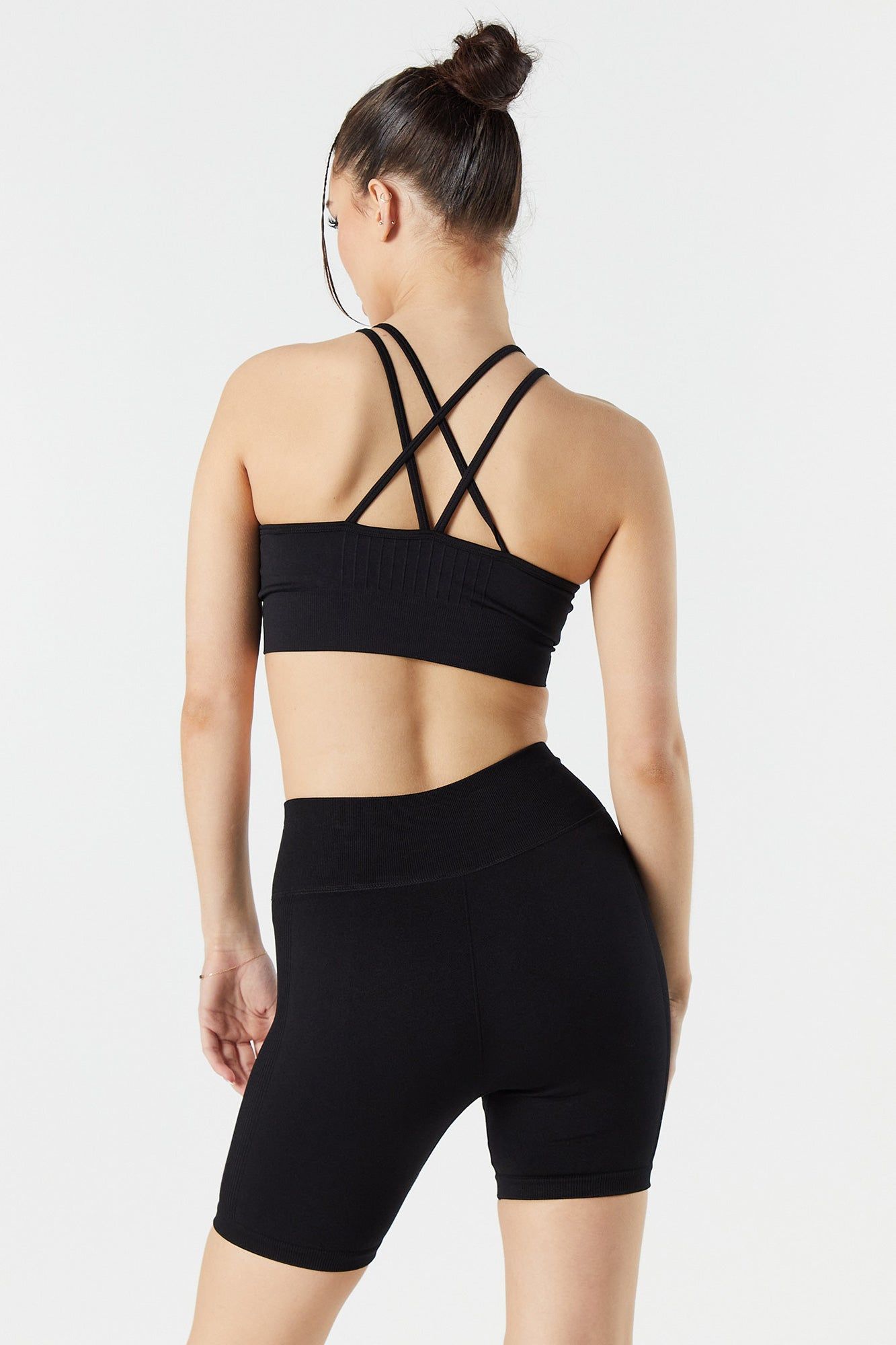 Soutien-gorge de sport sans couture à bretelles croisées sold by Urban Planet product image thumbnail 2