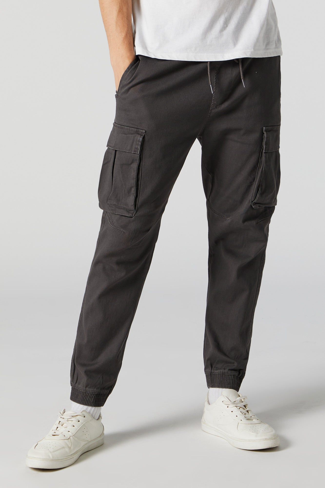 Jogge cargo en sergé sold by Urban Planet product image thumbnail 4