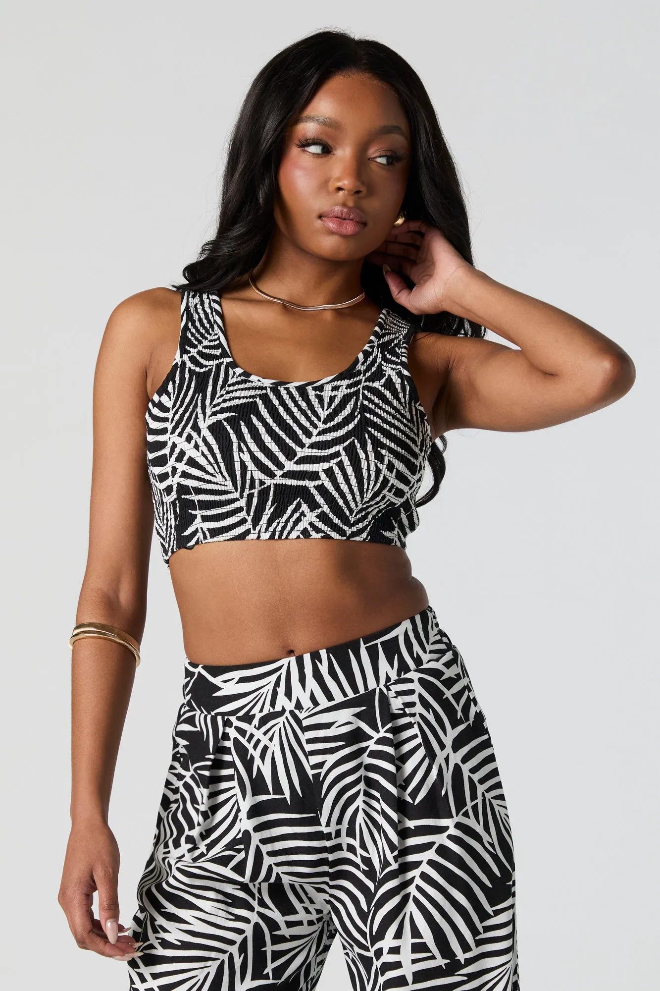 Leaf Print Textured Cropped Tank sold by Urban Planet product image thumbnail 4