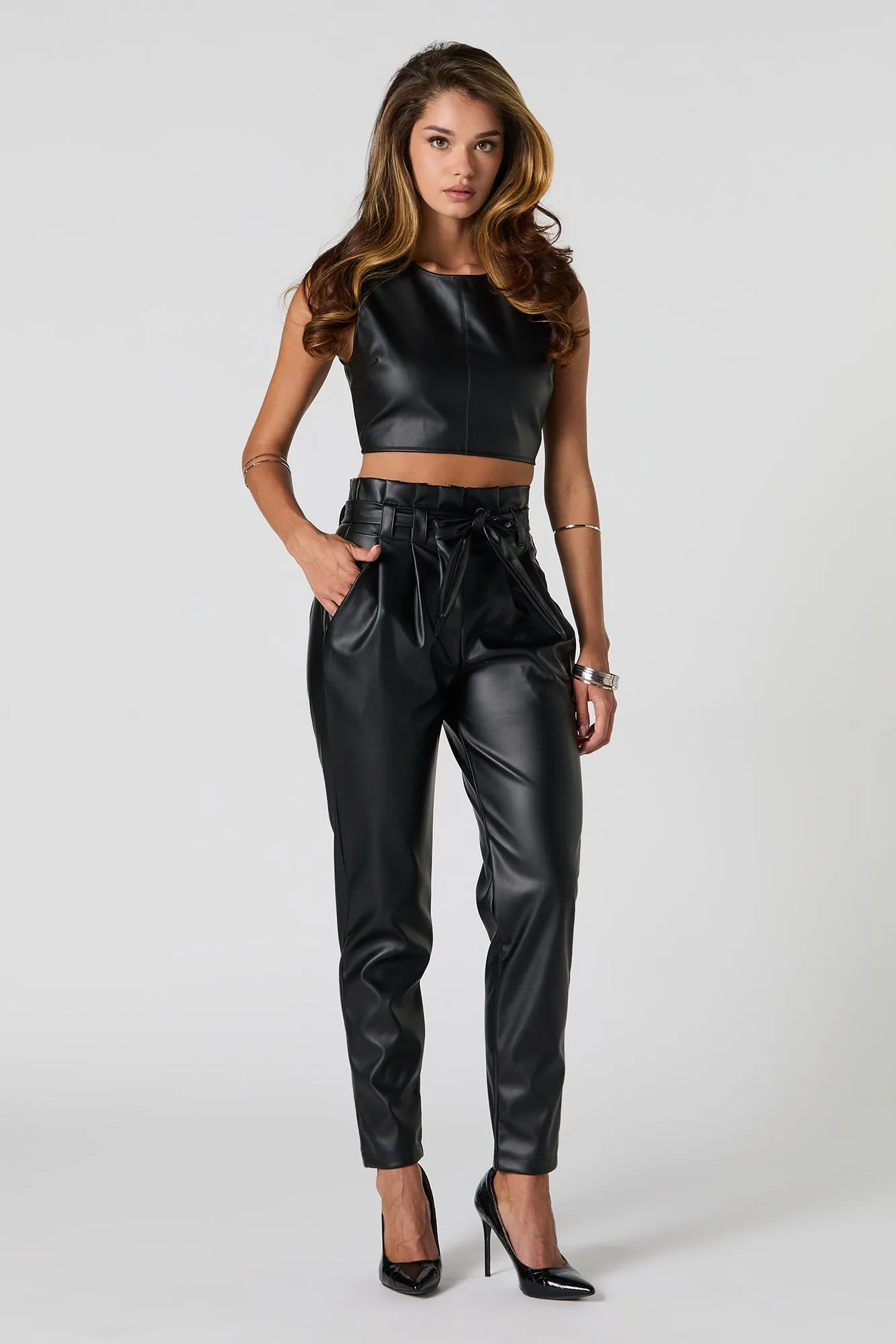 Pantalon habillé à taille plissée en similicuir métallisé sold by Urban Planet product image thumbnail 4