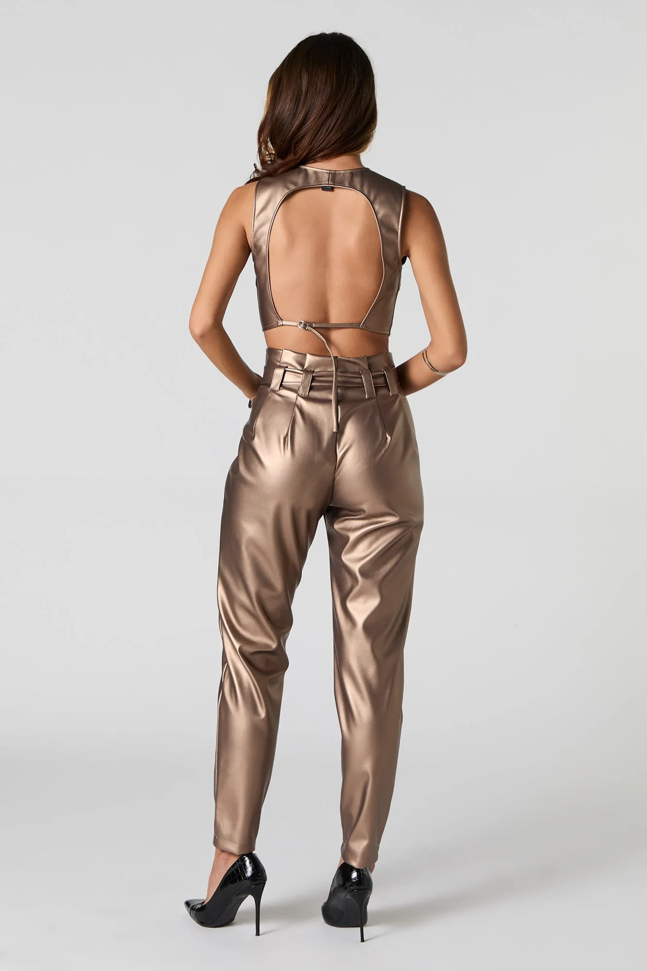 Pantalon habillé à taille plissée en similicuir métallisé sold by Urban Planet product image thumbnail 3