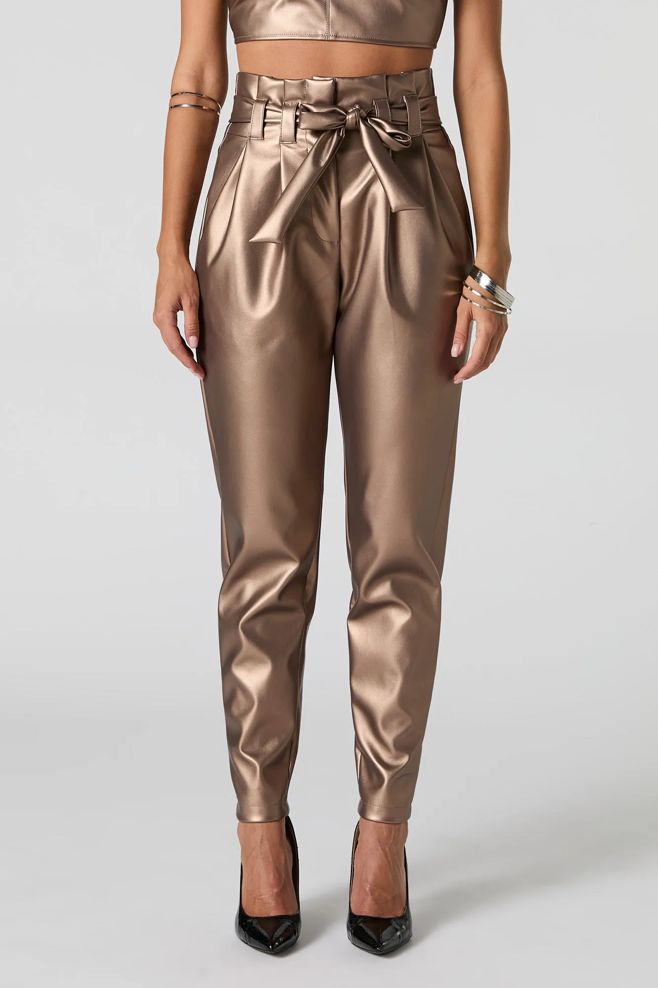 Pantalon habillé à taille plissée en similicuir métallisé sold by Urban Planet product image thumbnail 2