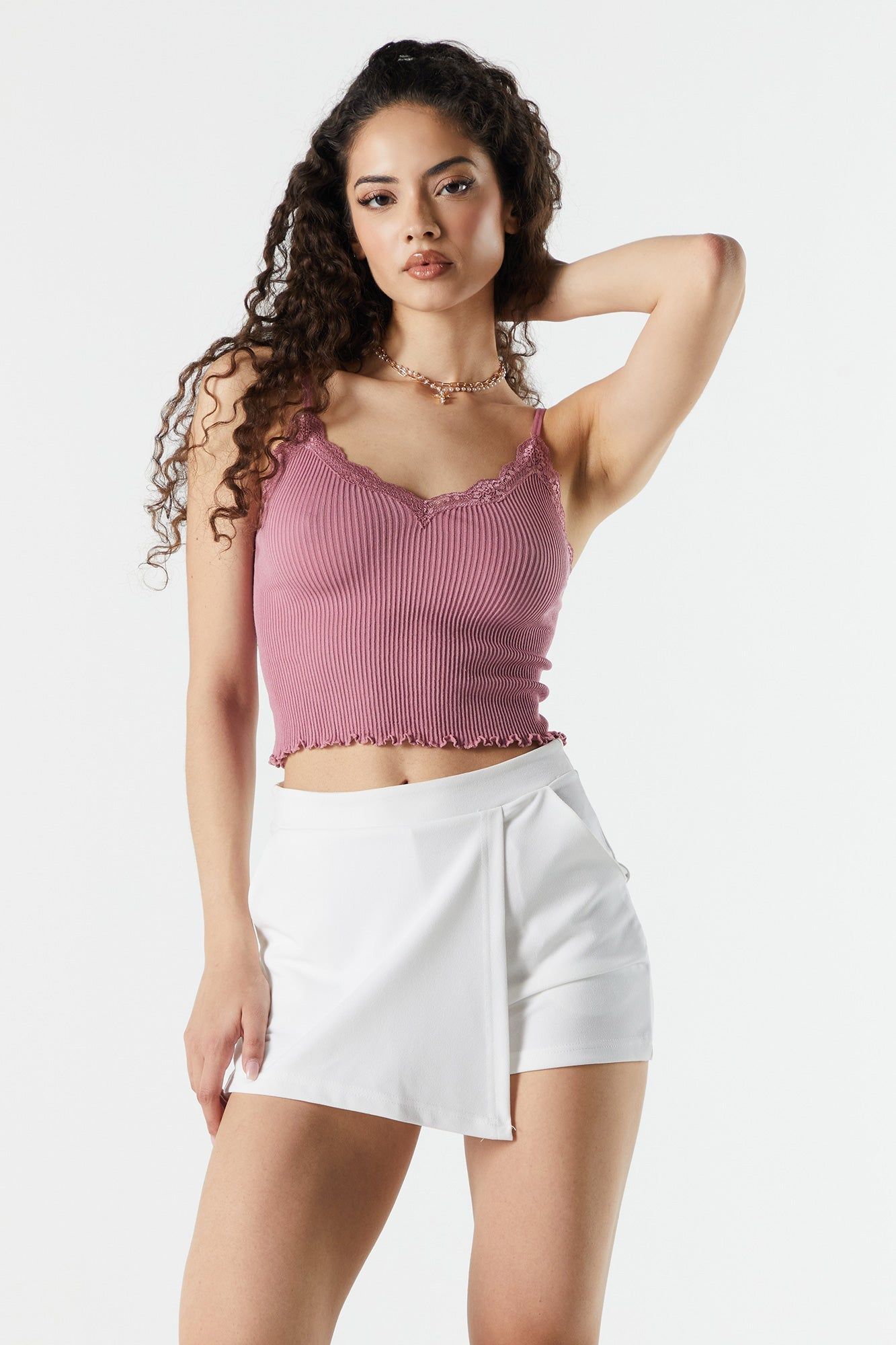 Camisole côtelée en V avec liséré de dentelle sold by Urban Planet product image thumbnail 7