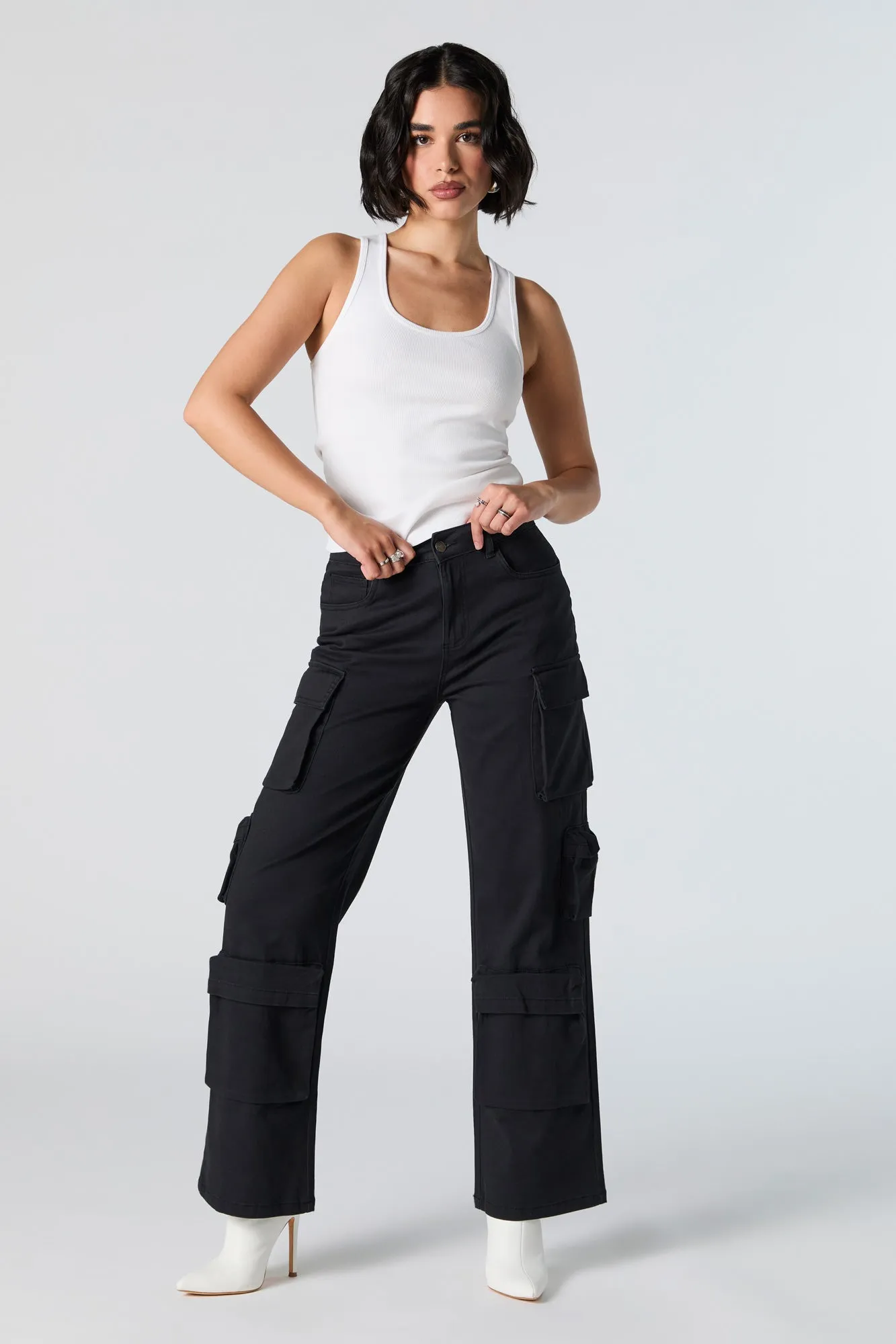 Pantalon cargo à jambe droite avec 6 poches sold by Urban Planet product image thumbnail 4