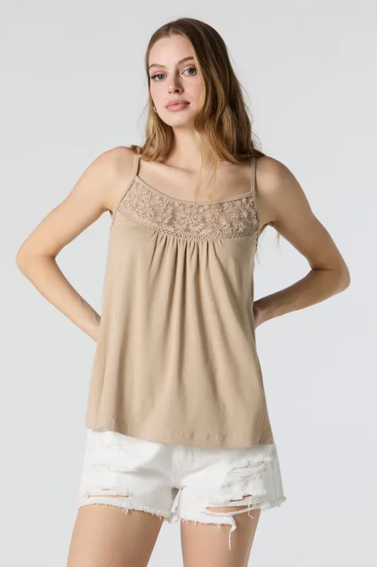 Débardeur avec ourlet en dentelle sold by Urban Planet