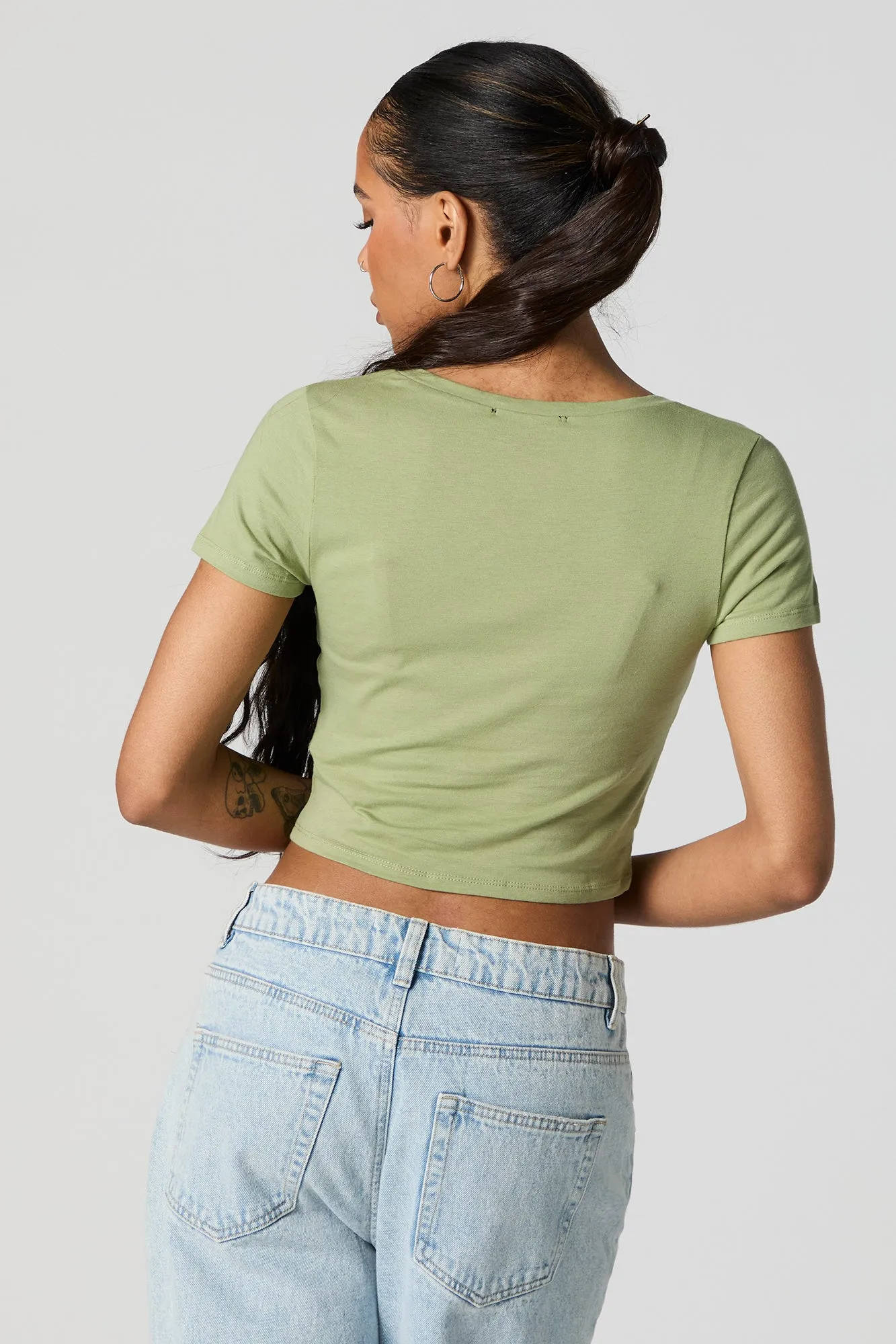 Haut écourté à col en V sold by Urban Planet product image thumbnail 5