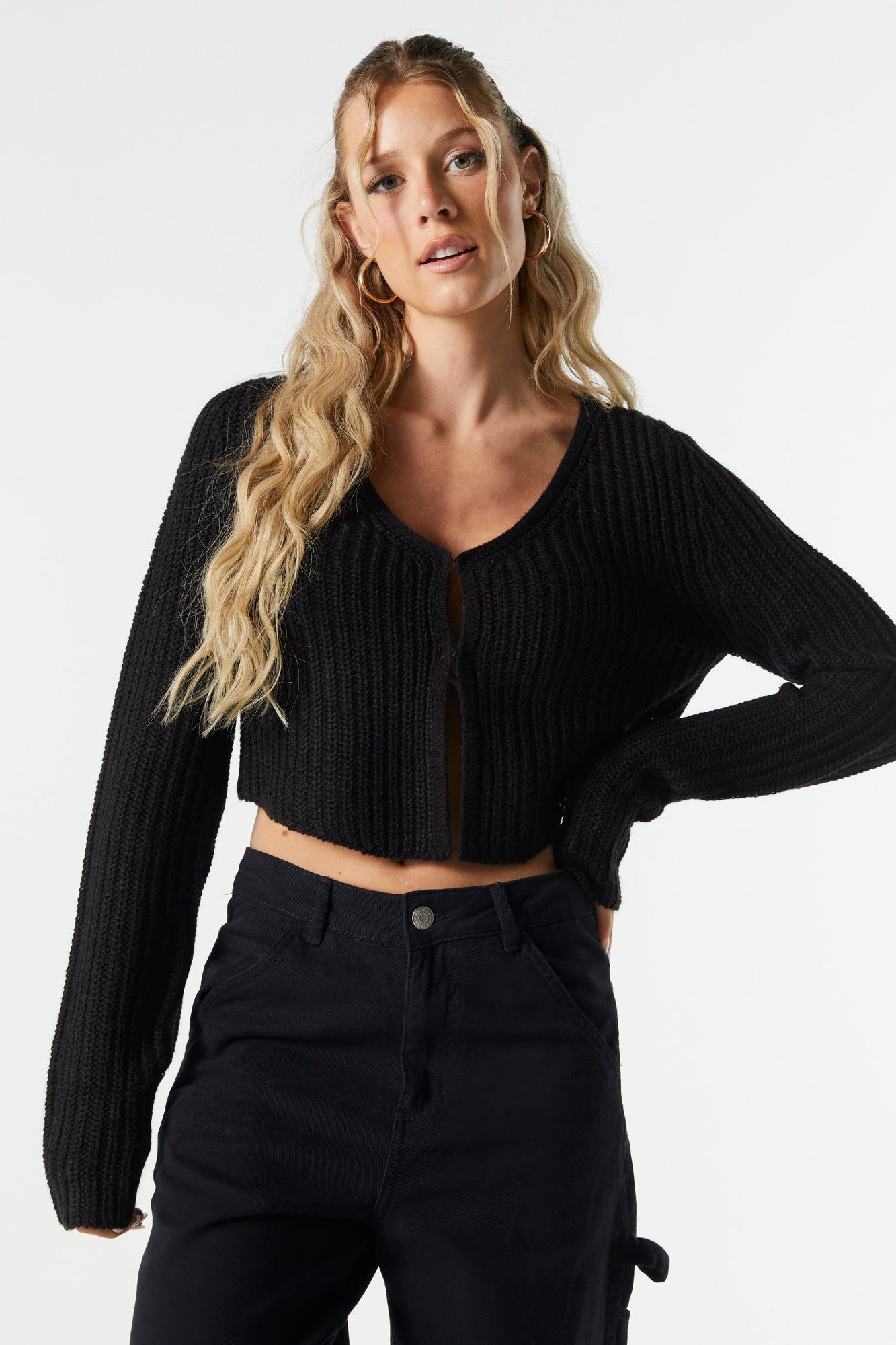 Chandail boutonné en tricot sold by Urban Planet product image thumbnail 4